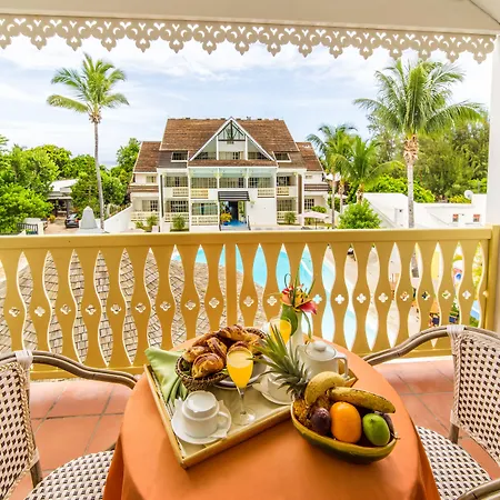 Le Nautile Beachfront-2