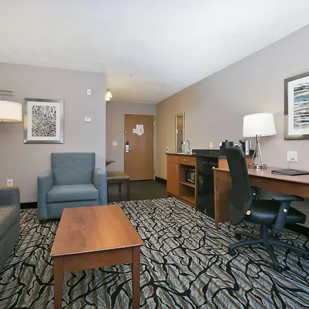 Best Western Plus Blaine At The National Sports Center-3