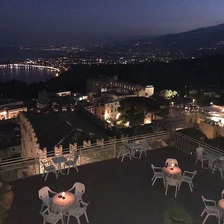 Hotel Mediterranee-3