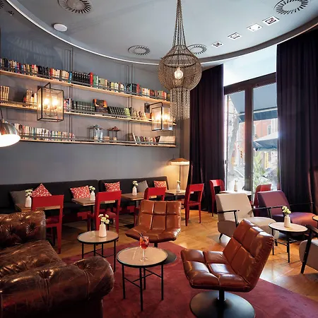 Chic&Basic Born Boutique Hotel-2