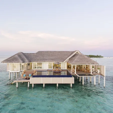 Lux* South Ari Atoll Resort & Villas-3