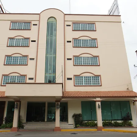 Hotel Victoria Poza Rica By Brahma-3