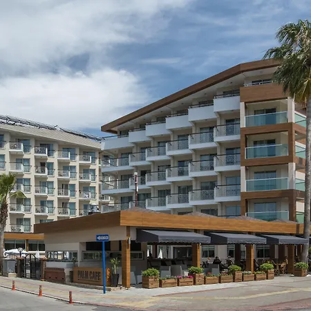 Riviera Hotel&Spa-3