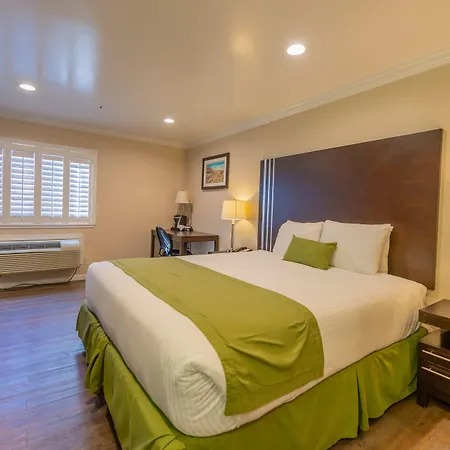 Ocean Pacific Lodge-3