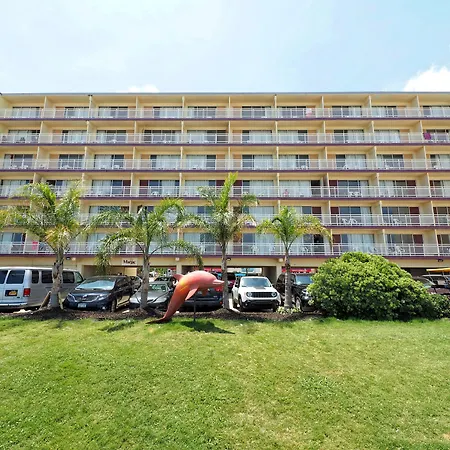 Marjac Suites Virginia Beach Oceanfront-2