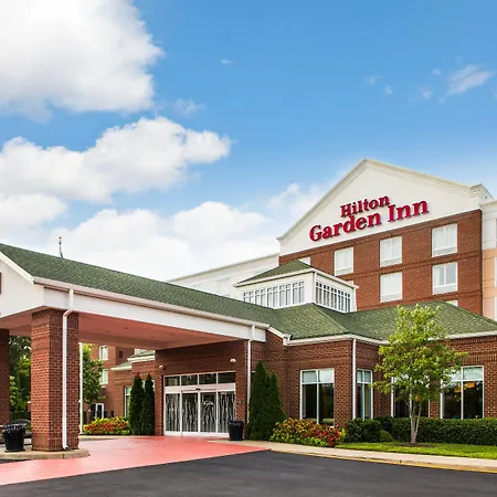 Hilton Garden Inn Hampton Coliseum Central-2
