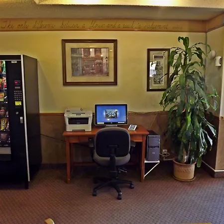 Travelodge By Wyndham Kalispell-2