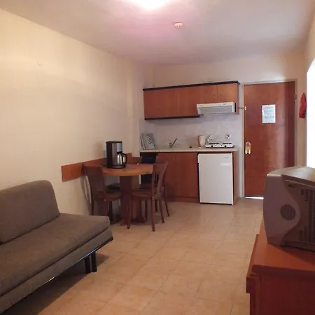 Tuntas Family Suites Kusadasi-2