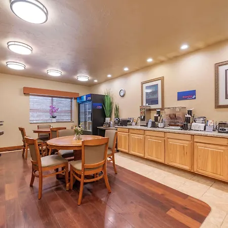 Best Western Devils Tower Inn-2
