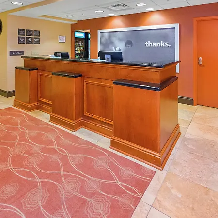Hampton Inn & Suites Blairsville-2