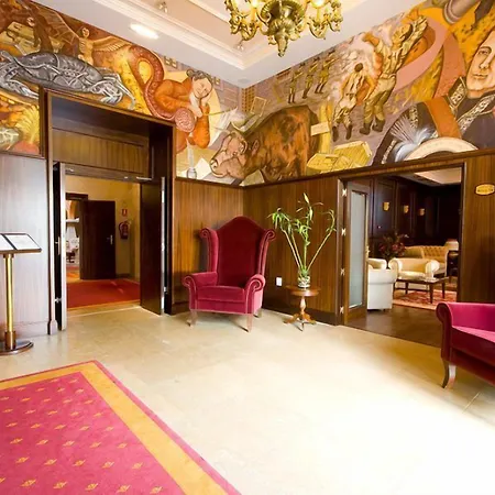 Hotel Palacio De La Magdalena-3