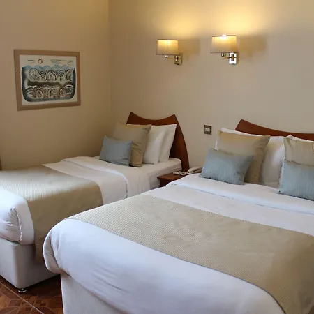 Uppercross House Hotel-3