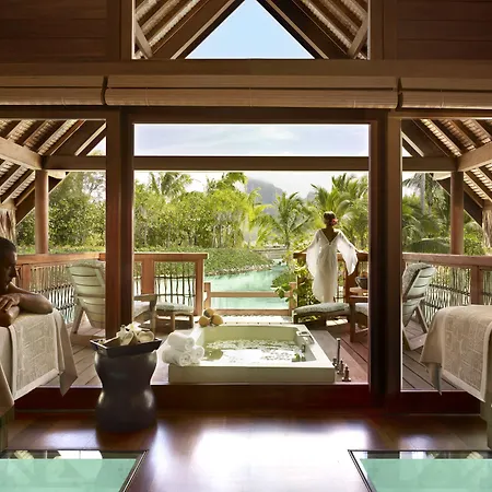 Four Seasons Resort Bora Bora-2