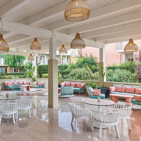 Serenusa Resort-2
