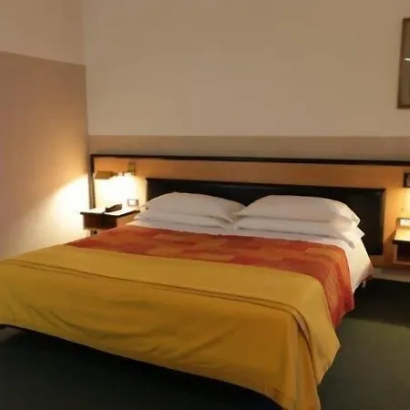 Art & Hotel Treviolo-2