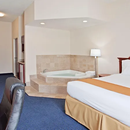 Holiday Inn Express Hotel & Suites Cleveland-Richfield By Ihg-2