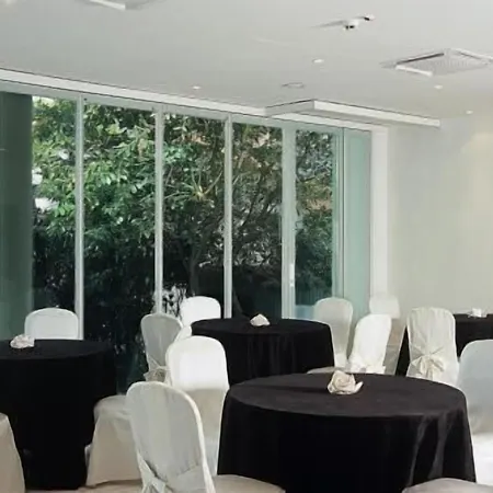 M Glamour Hotel-3