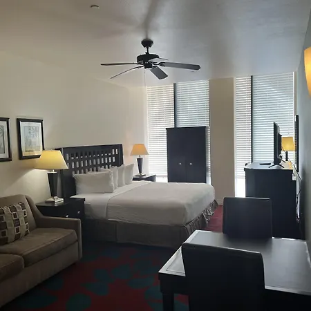 Sunchase Inn & Suites-3