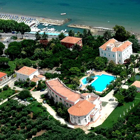 Villa Irlanda Grand Hotel-3