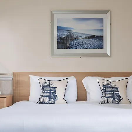 Pier House-2