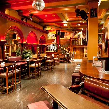 Eyre Square Hotel-3