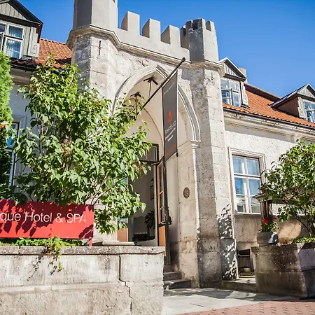 Arensburg Boutique Hotel & Spa-3