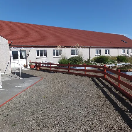 Orkneylodge-2