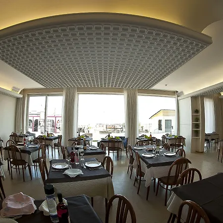 Hotel Alba D'Oro-3