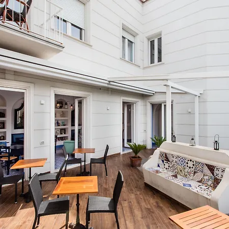 Hotel Mignon Meuble-2