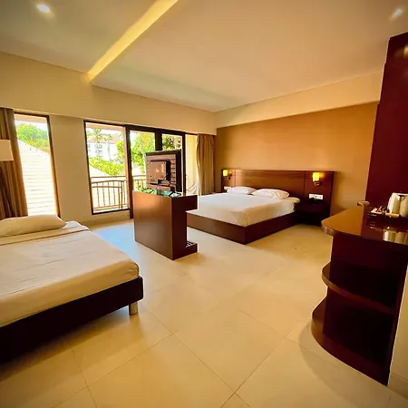 Yulia Beach Inn Kuta-2