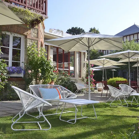 Hotel Le Saint Christophe-2