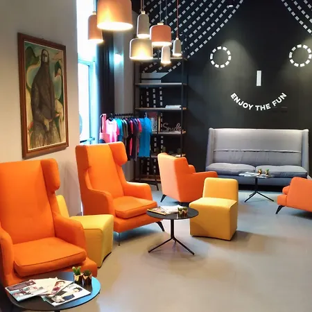 The Poet Hotel-3