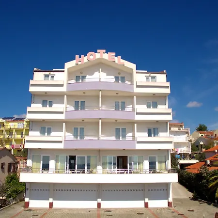 Hotel Viktorija-2