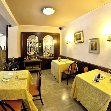 Hotel Cristallo-3