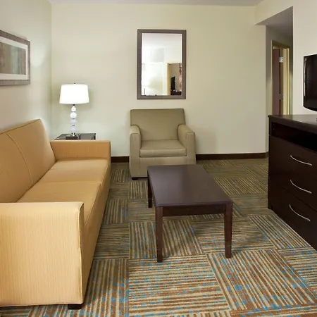 Holiday Inn Express Hotel & Suites Perry By Ihg-3