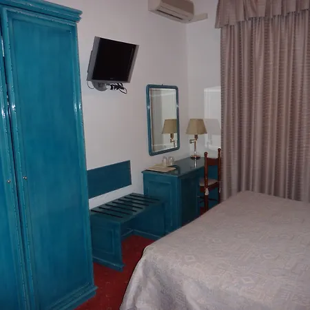 Hotel Ariston Montecarlo-3