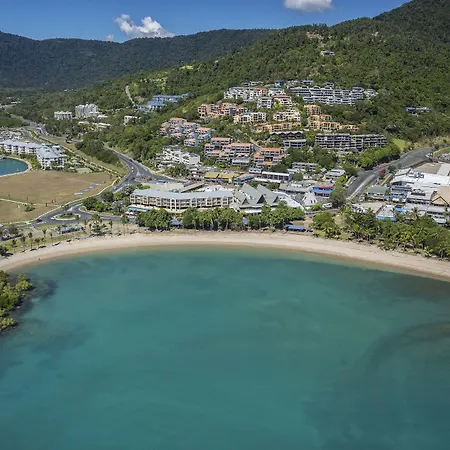 Airlie Beach Hotel-3