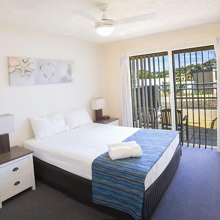 Golden Riviera Absolute Beachfront Resort-3