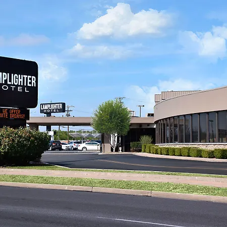 Lamplighter Inn-South-2