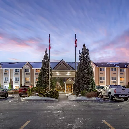 Best Western Plus Woodstock Inn & Suites-3