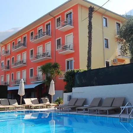 Hotel Diana-2
