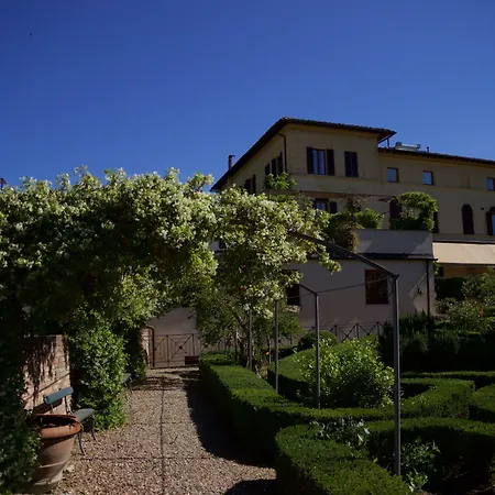 Villa Scacciapensieri Boutique Hotel-2