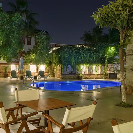 White Garden Hotel-Adult Only-3