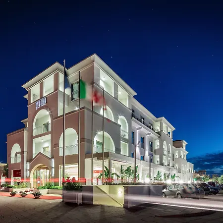 Jazz Hotel-2