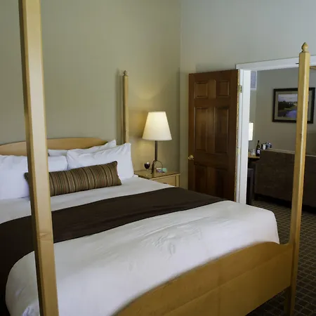 Pine Ridge Inn-3