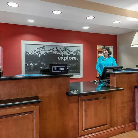 Hampton Inn & Suites Arcata-2