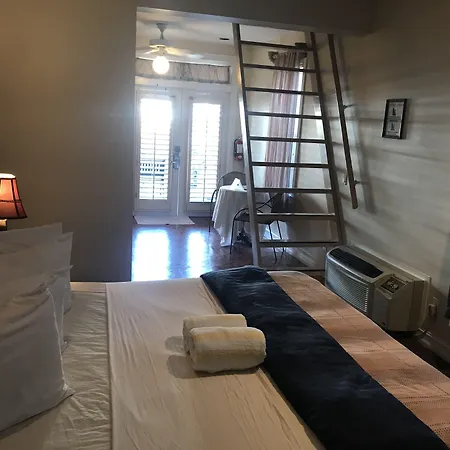 New Orleans House - Gay Male Adult Guesthouse-3