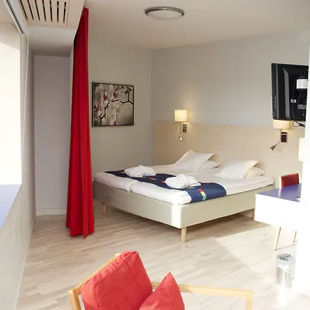 Best Western Plus Park City Hammarby Sjoestad-3