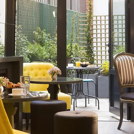 Les Plumes Hotel-2