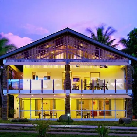First Landing Beach Resort & Villas-2